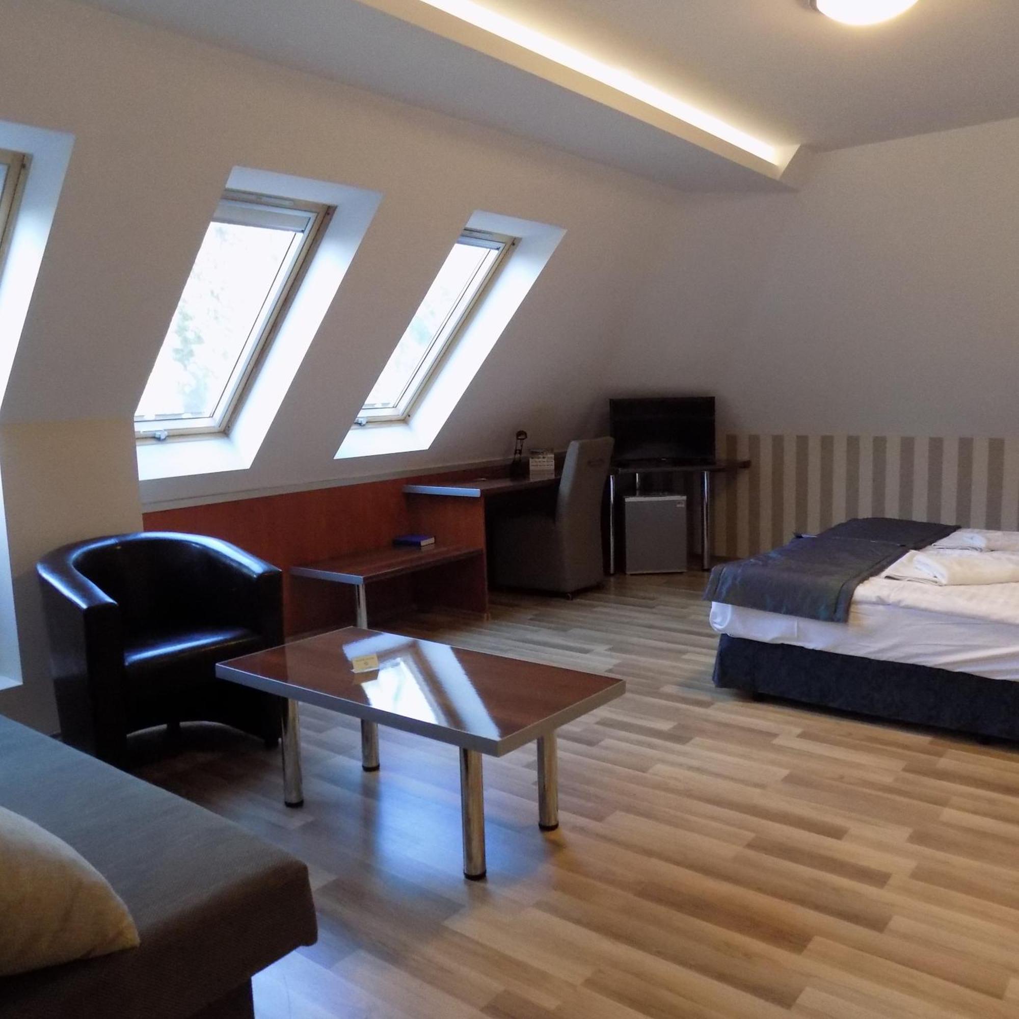 Fortuna Hotel Miskolc Quarto foto